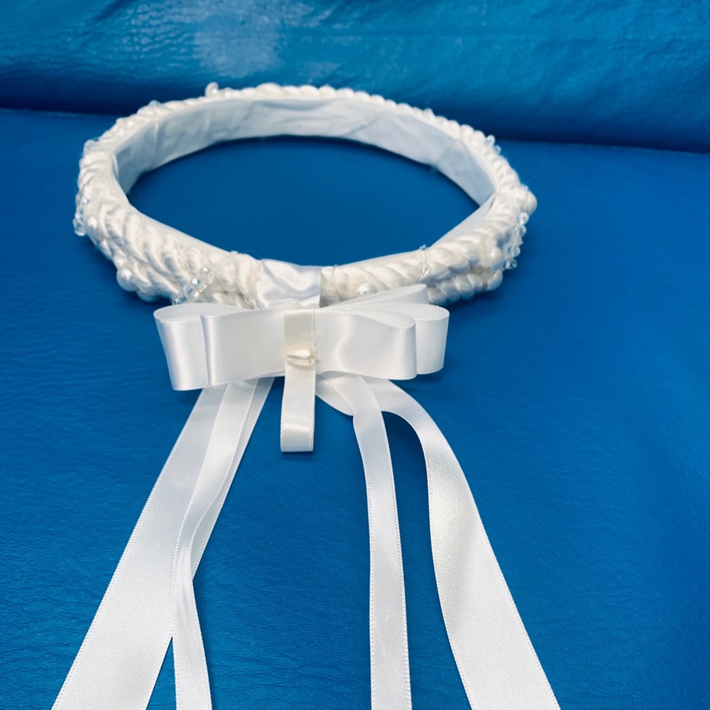 Headpiece for first communion or wedding.